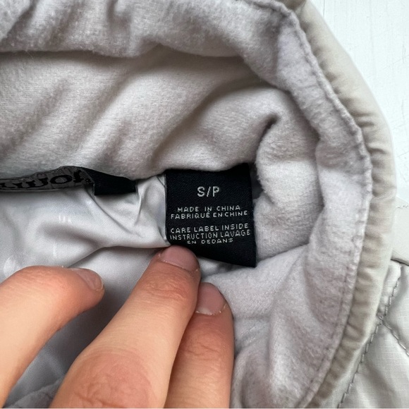 marmot women’s gray black vest S L45-7 - Picture 6 of 6